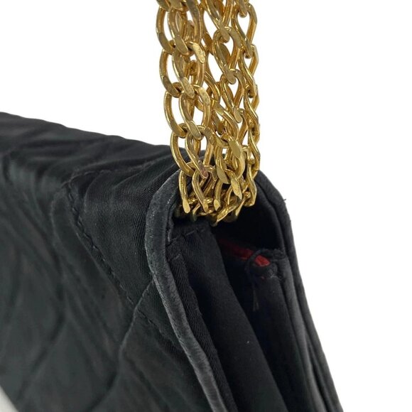 Auth CHANEL Matelasse - Black Satin Shoulder Bag Gold hardware - Picture 11 of 15